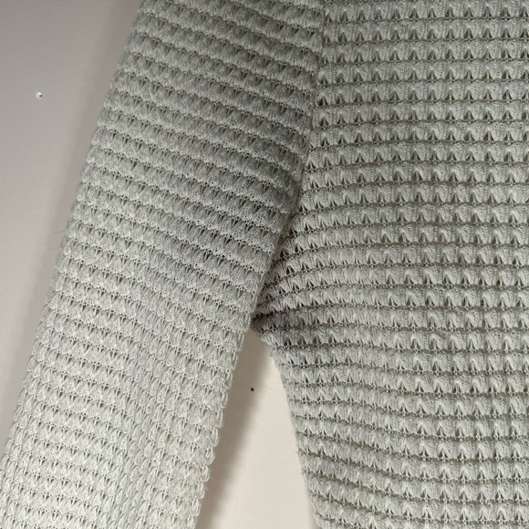 Ribbed long sleeve crop top - Picture 5 of 5